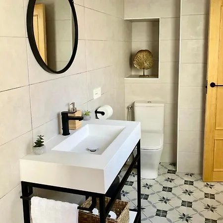 Apartment Castillo 17 *